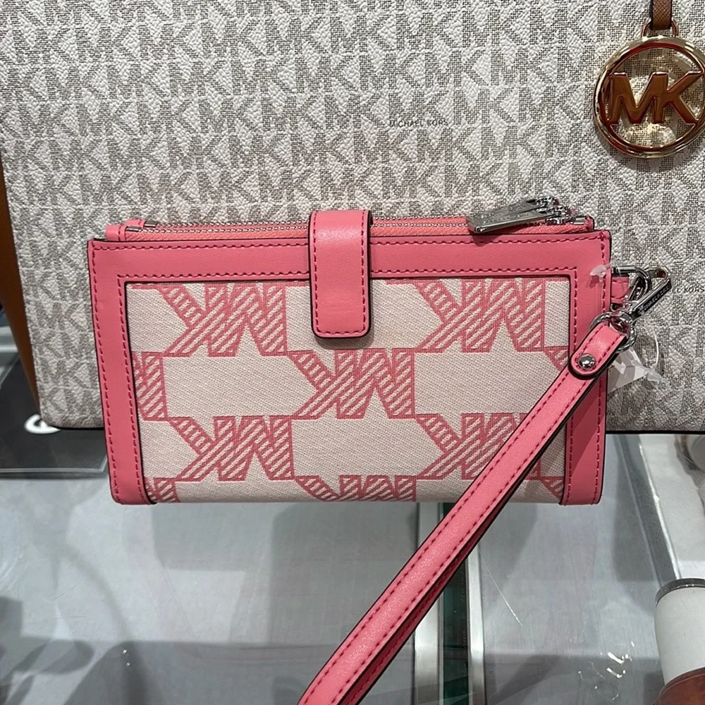 MICHAEL KORS JET SET TRAVEL 35S3GTVW7J LIGHT SAGE LG DOUBLE ZIP WRISTLET-WALLET- - Picture 2 of 16